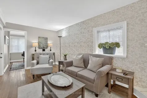 64 Niagara Street Newmarket ON L3Y 4E6