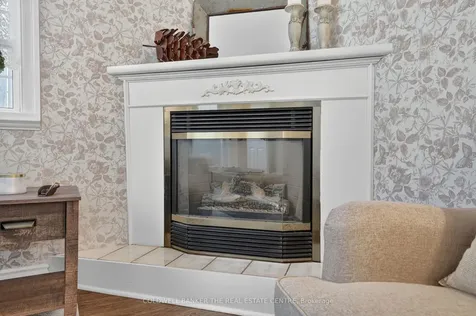 64 Niagara Street Newmarket ON L3Y 4E6