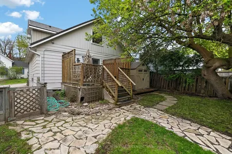 64 Niagara Street Newmarket ON L3Y 4E6