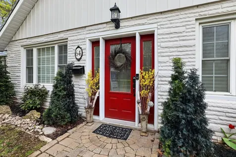 64 Niagara Street Newmarket ON L3Y 4E6