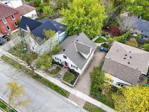 64 Niagara Street Newmarket ON L3Y 4E6