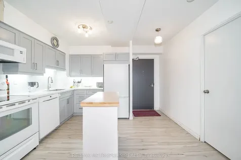 40 William Roe Boulevard Newmarket ON L3Y 5N4