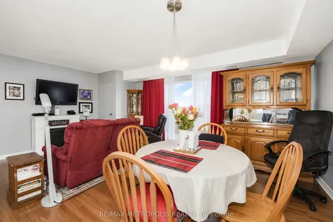 40 William Roe Boulevard Newmarket ON L3Y 5N4