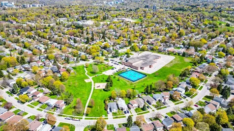 40 William Roe Boulevard Newmarket ON L3Y 5N4