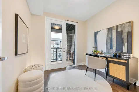 242 Vermont Avenue Newmarket ON L3X 0M6