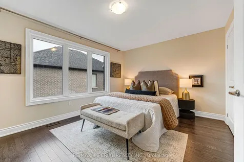 242 Vermont Avenue Newmarket ON L3X 0M6