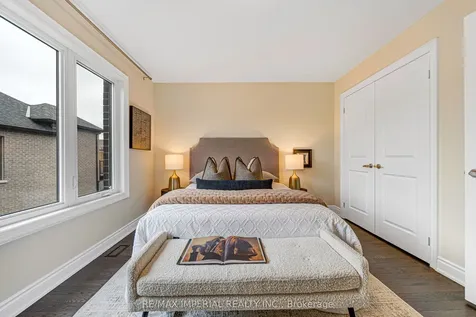 242 Vermont Avenue Newmarket ON L3X 0M6