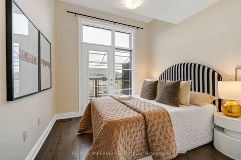 242 Vermont Avenue Newmarket ON L3X 0M6