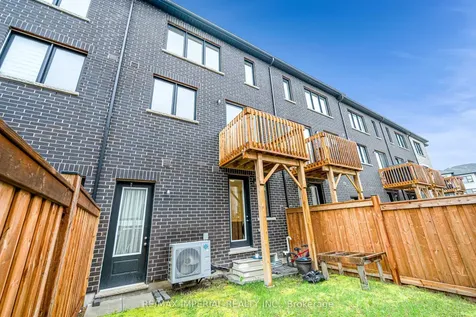 242 Vermont Avenue Newmarket ON L3X 0M6