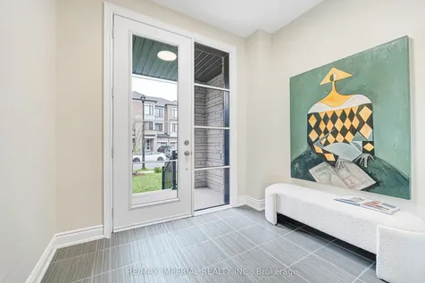 242 Vermont Avenue Newmarket ON L3X 0M6