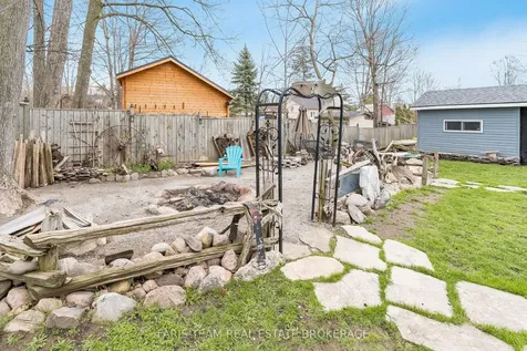 2003 Inglewood Drive Innisfil ON L9S 1Z1