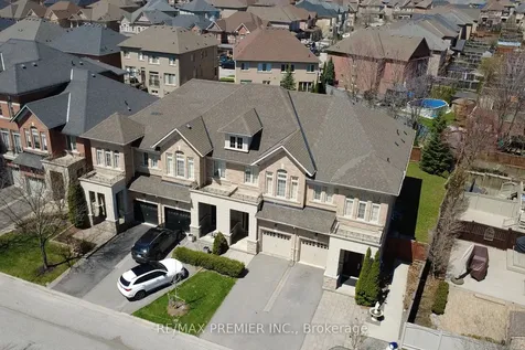 79 Hansard Drive Vaughan ON L4H 0V7