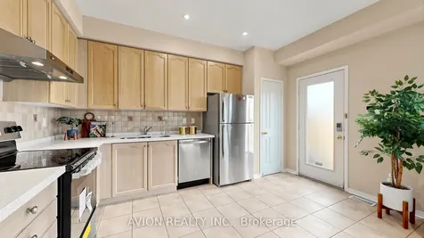 55 Madison Heights Boulevard Markham ON L6C 2E3