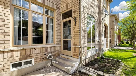 55 Madison Heights Boulevard Markham ON L6C 2E3