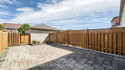 55 Madison Heights Boulevard Markham ON L6C 2E3