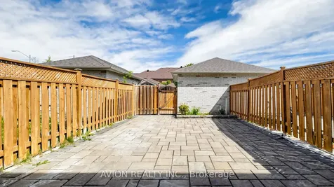55 Madison Heights Boulevard Markham ON L6C 2E3