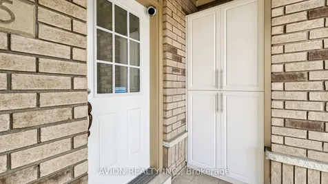 55 Madison Heights Boulevard Markham ON L6C 2E3