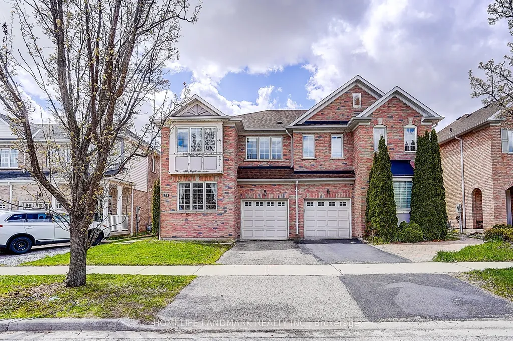 121 Lowther Avenue Richmond Hill ON L4E 4P4