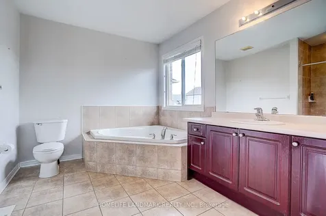 121 Lowther Avenue Richmond Hill ON L4E 4P4