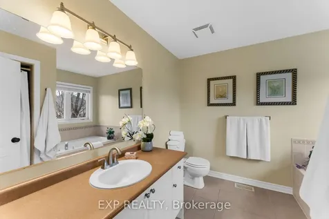14 Whitestone Drive Georgina ON L4P 0A3
