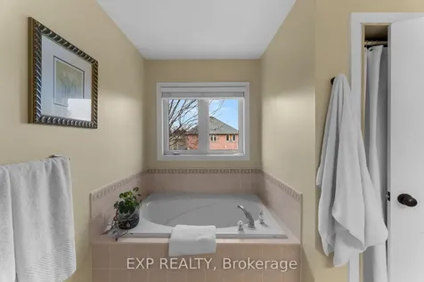 14 Whitestone Drive Georgina ON L4P 0A3