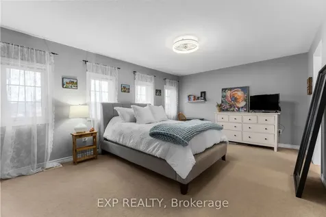 14 Whitestone Drive Georgina ON L4P 0A3