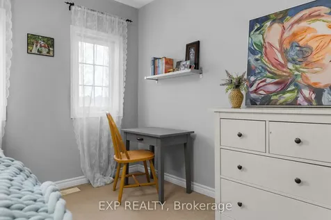 14 Whitestone Drive Georgina ON L4P 0A3