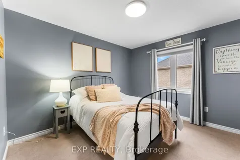 14 Whitestone Drive Georgina ON L4P 0A3