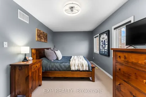 14 Whitestone Drive Georgina ON L4P 0A3