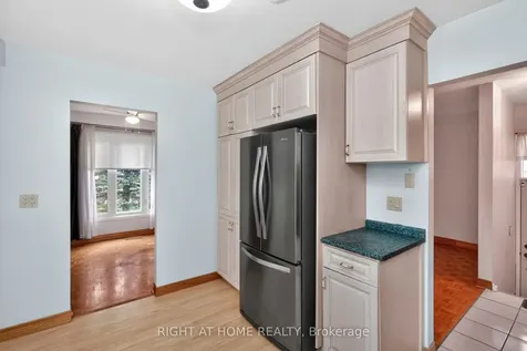 43 Vernon Street Essa ON L0M 1B0