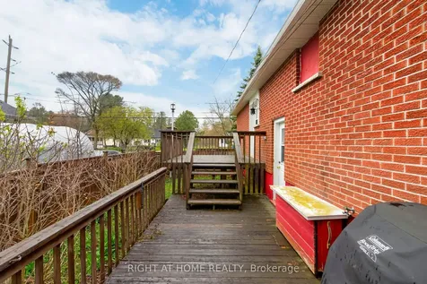 43 Vernon Street Essa ON L0M 1B0