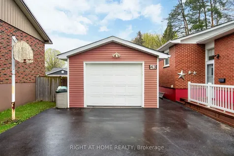 43 Vernon Street Essa ON L0M 1B0