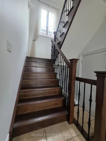 39 Morrison Avenue New Tecumseth ON L9R 0H4