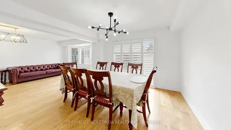 19 Thornbury Circle Vaughan ON L4J 5C1
