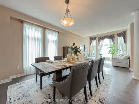 27 Moses Crescent Markham ON L6C 1S5