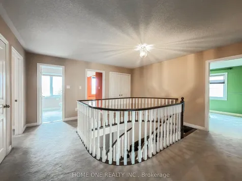 27 Moses Crescent Markham ON L6C 1S5