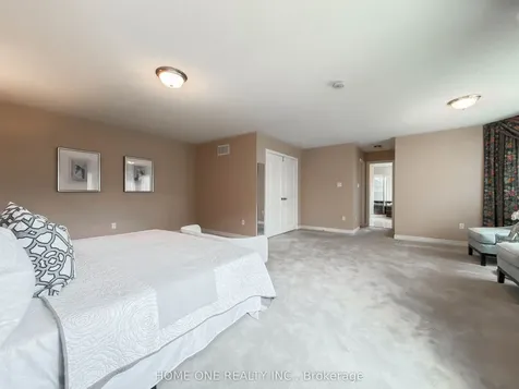 27 Moses Crescent Markham ON L6C 1S5