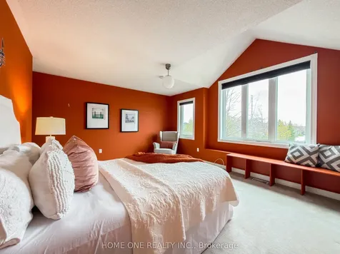 27 Moses Crescent Markham ON L6C 1S5