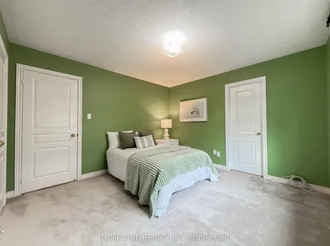 27 Moses Crescent Markham ON L6C 1S5