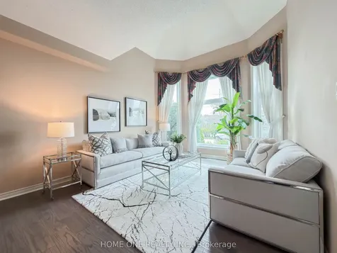 27 Moses Crescent Markham ON L6C 1S5