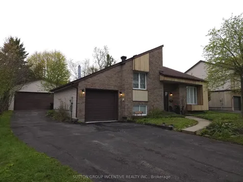 2276 Scythes Street Innisfil ON L9S 1G8