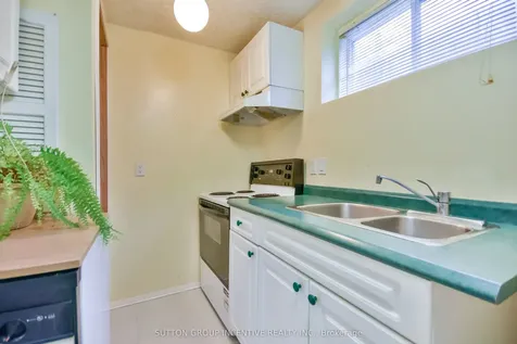 2276 Scythes Street Innisfil ON L9S 1G8
