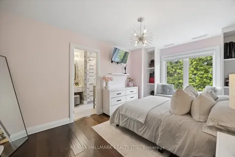 28 Reesorville Road Markham ON L3P 3L2
