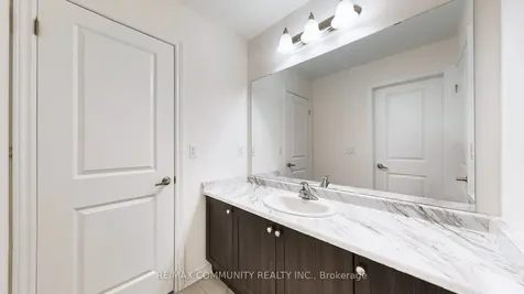 63 English Drive E New Tecumseth ON L0G 1A0