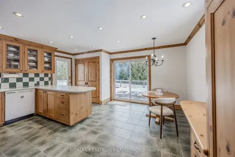 17755 Warden Avenue East Gwillimbury ON L0G 1V0