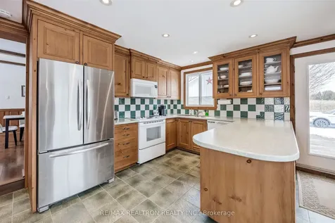 17755 Warden Avenue East Gwillimbury ON L0G 1V0