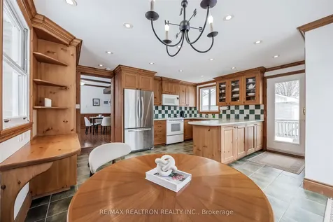 17755 Warden Avenue East Gwillimbury ON L0G 1V0
