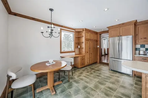 17755 Warden Avenue East Gwillimbury ON L0G 1V0