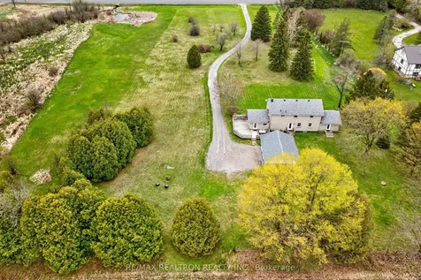 17755 Warden Avenue East Gwillimbury ON L0G 1V0