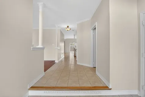 58 Saint Avenue Bradford West Gwillimbury ON L3Z 3H7